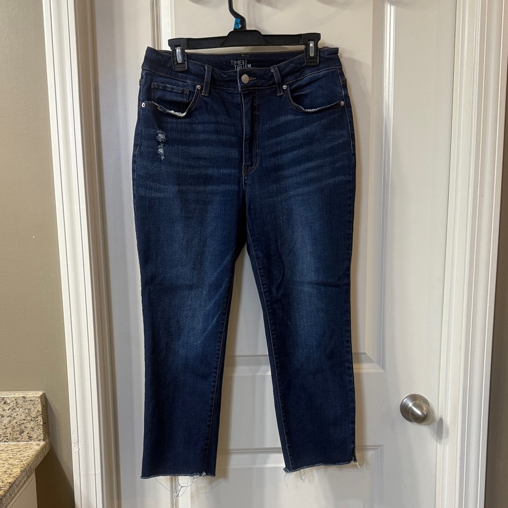 Time and Tru Dark Indigo High Rise Ankle/Cropped Jeans